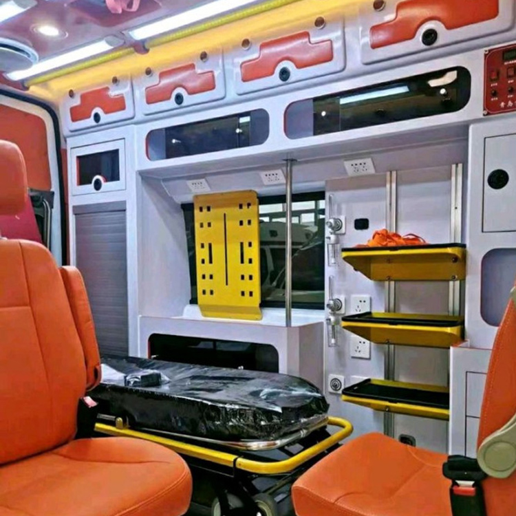 遵化长途救护车护送病人租赁价格